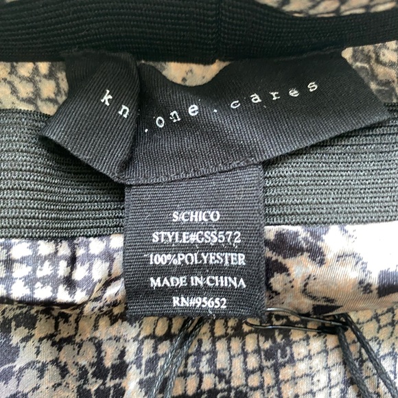 SHINY SATIN SNAKE SKIN SKIRT - Picture 3 of 3